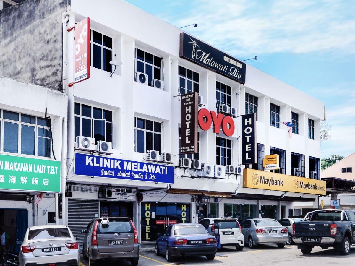 Oyo 988 Malawati Ria Hotel Kuala Selangor Exterior photo